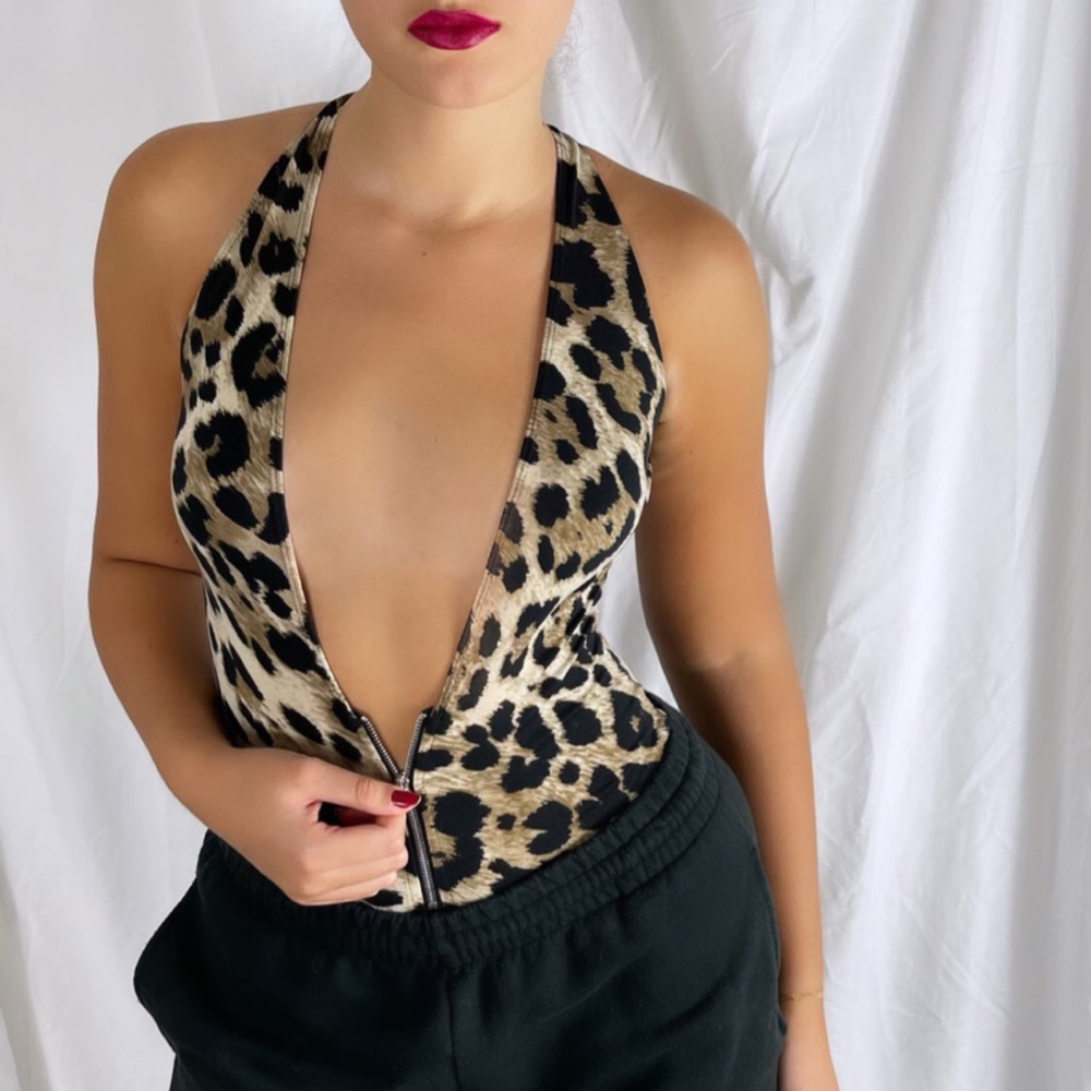 🔥 Brand New 🔥.  Leopard Print BodySuit 🔥 - Picture 7 of 10